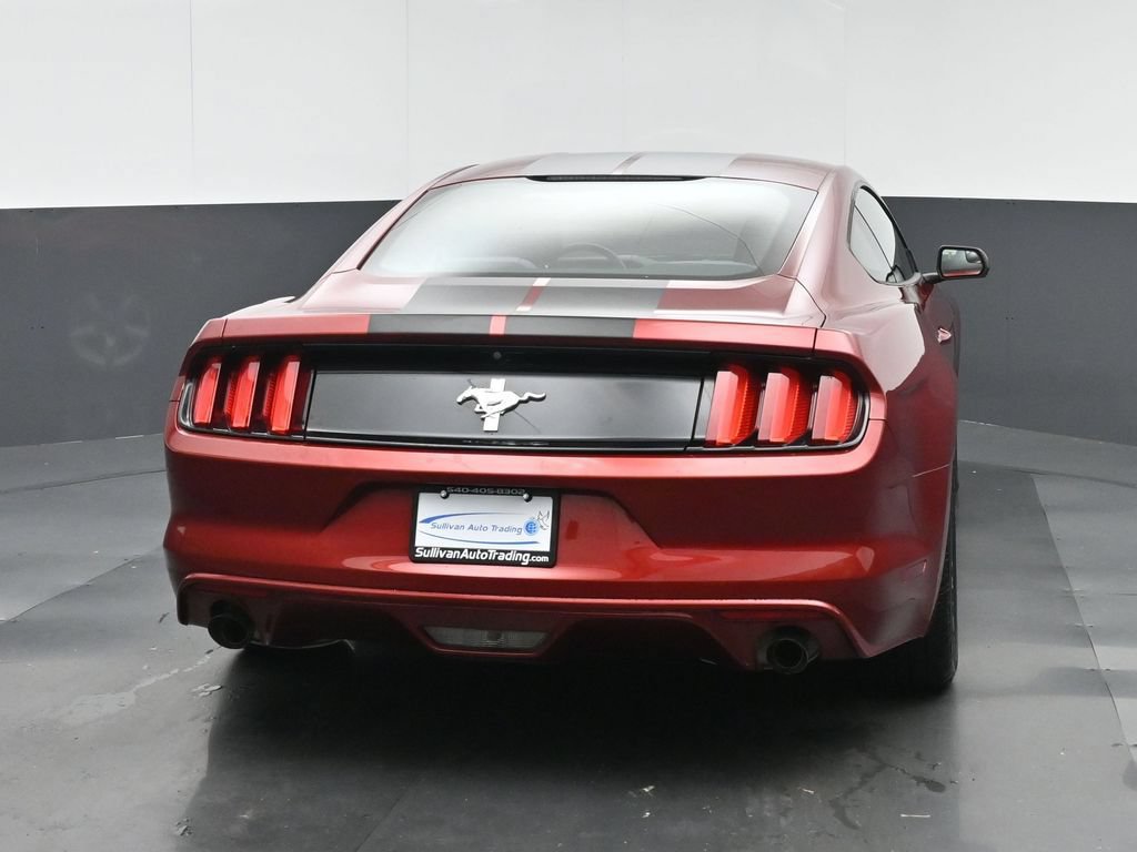 Used 2016 Ford Mustang Coupe RWD image 6