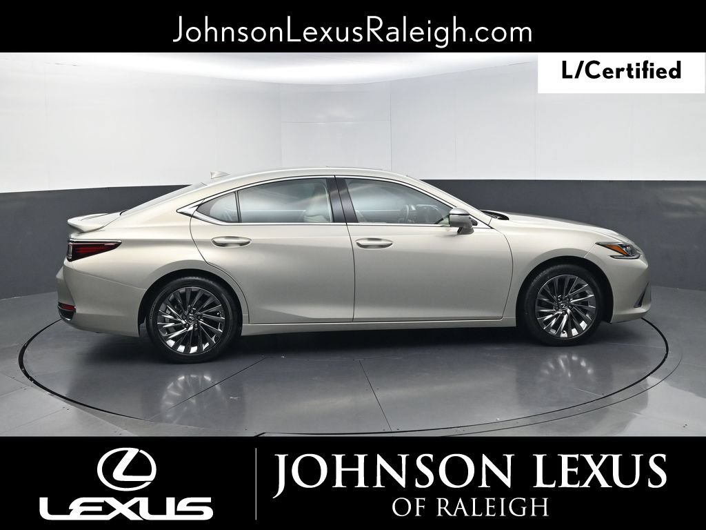 Used 2025 Lexus ES 300h w/ Technology Package FWD image 6