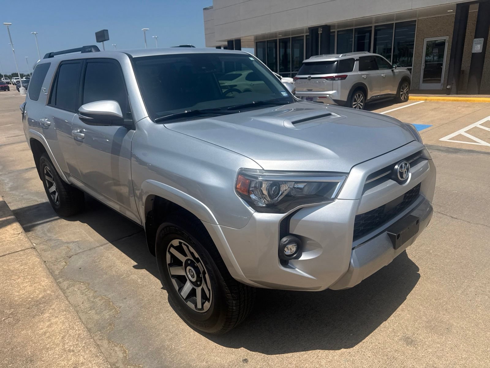 Used 2024 Toyota 4Runner TRD Off-Road Premium AWD/4WD image 1