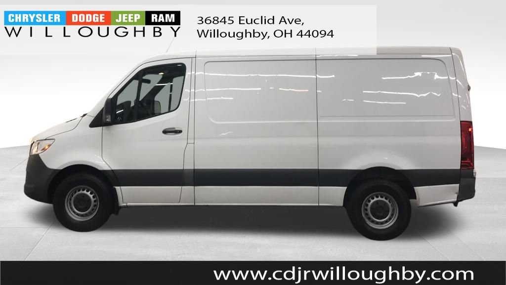 Used 2021 Mercedes-Benz Sprinter 144 Cargo image 5