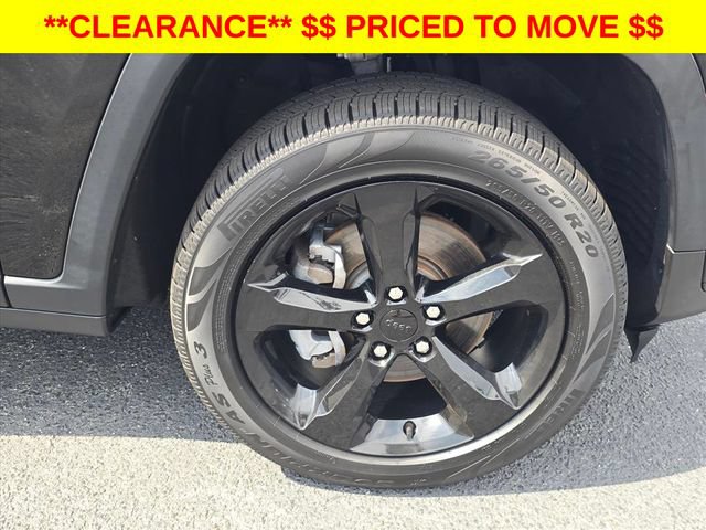 Used 2023 Jeep Grand Cherokee L Limited w/ Black Appearance Package AWD/4WD image 35