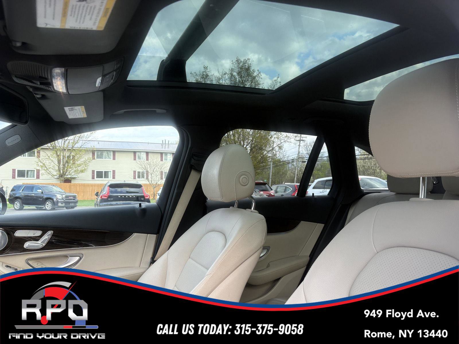 Used 2017 Mercedes-Benz GLC 300 4MATIC image 18