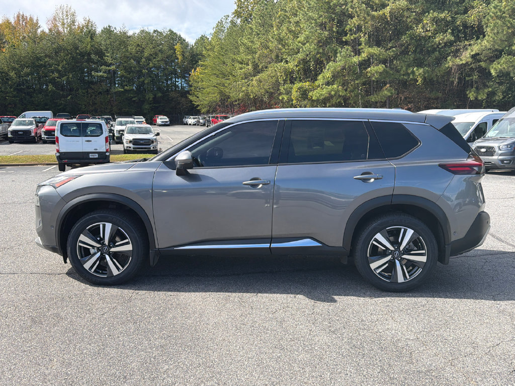 Used 2023 Nissan Rogue Platinum w/ Platinum Premium Package FWD image 4