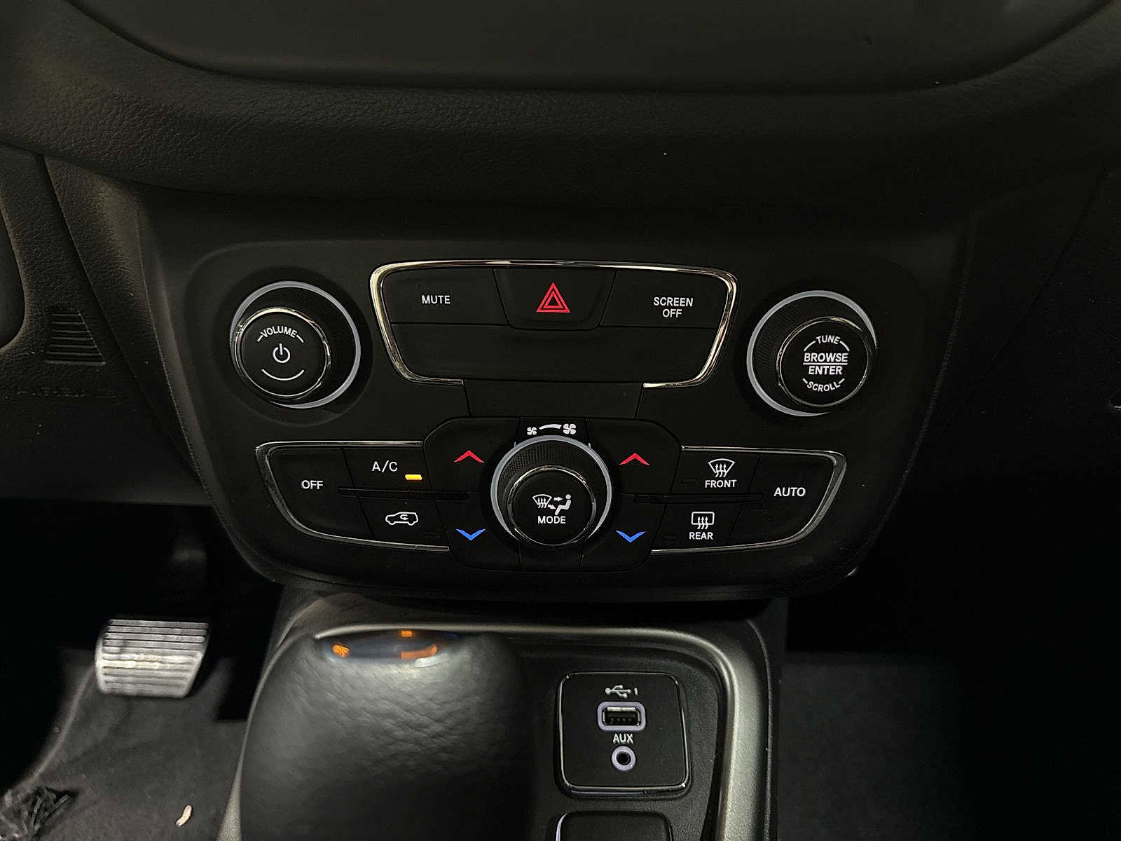 Used 2021 Jeep Compass Sport image 21