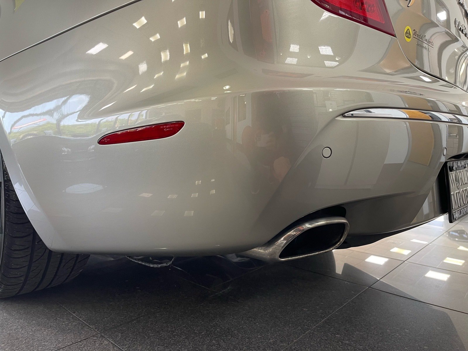 Used 2013 Jaguar XJ RWD image 16
