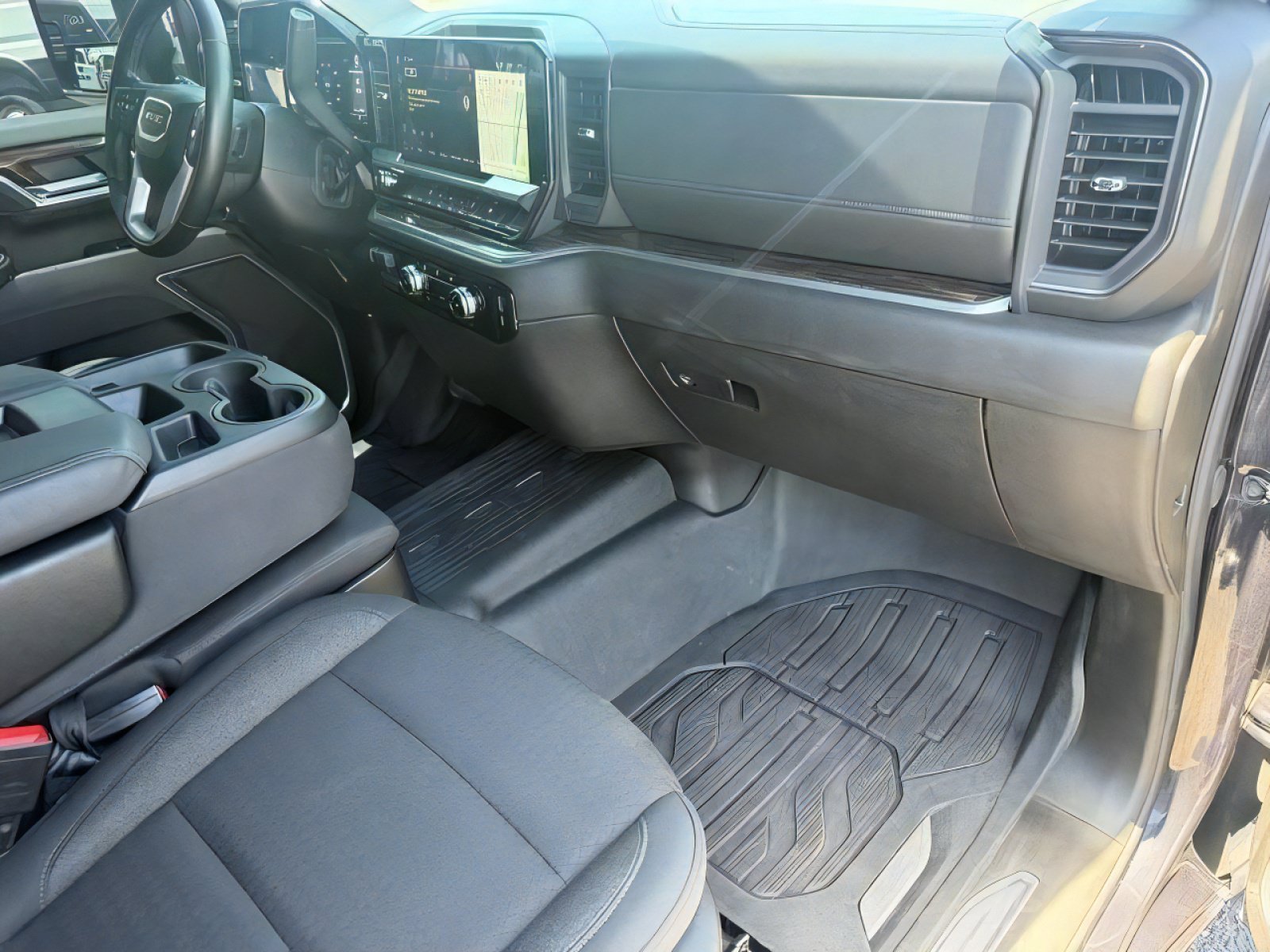 Used 2026 GMC Sierra 2500 SLE AWD/4WD image 10