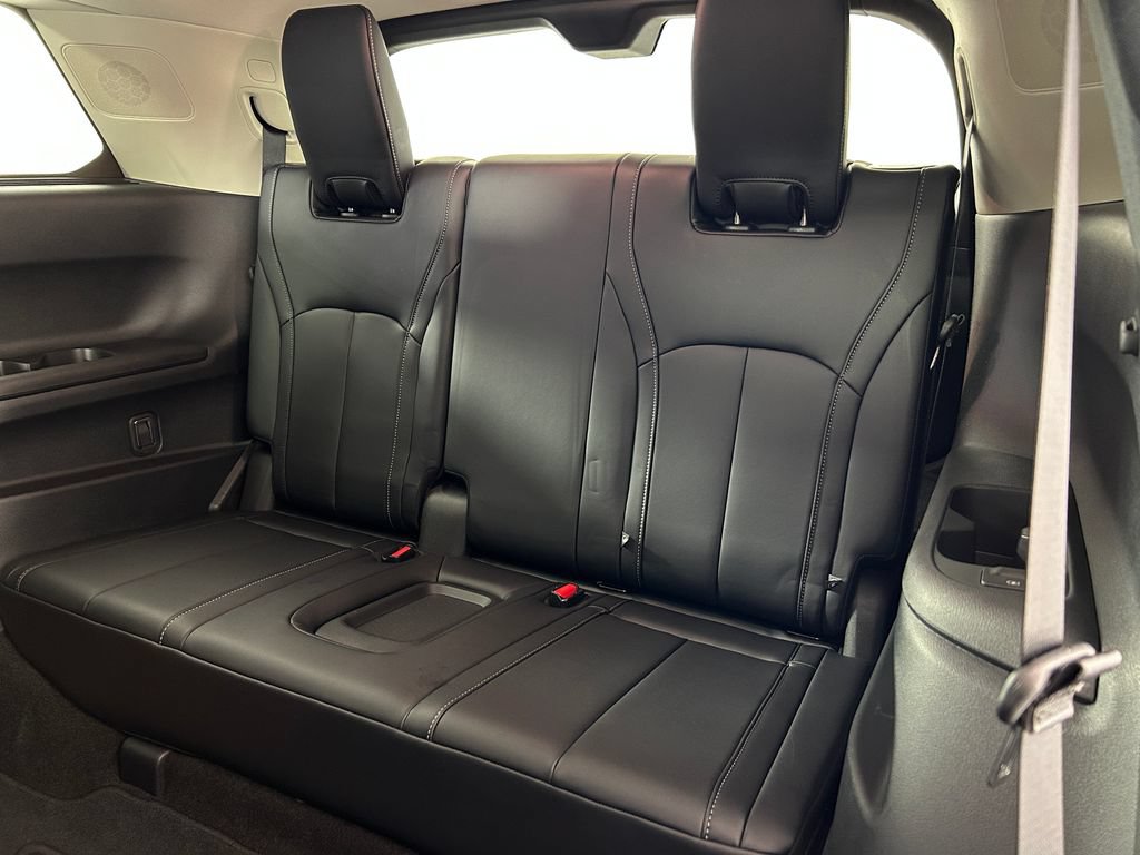 Used 2023 INFINITI QX60 Sensory w/ Vision Package AWD/4WD image 29