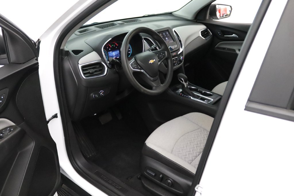 Used 2024 Chevrolet Equinox LS w/ LS Convenience Package FWD image 14
