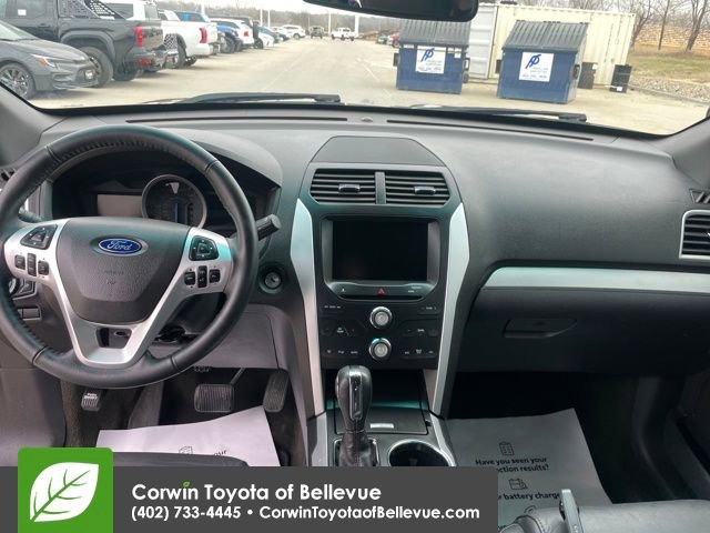 Used 2015 Ford Explorer XLT w/ Equipment Group 202A image 16
