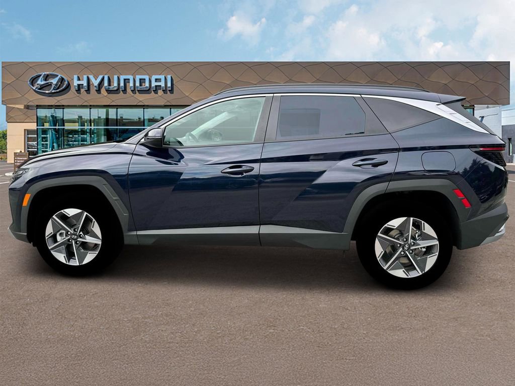 New 2025 Hyundai Tucson SEL image 3