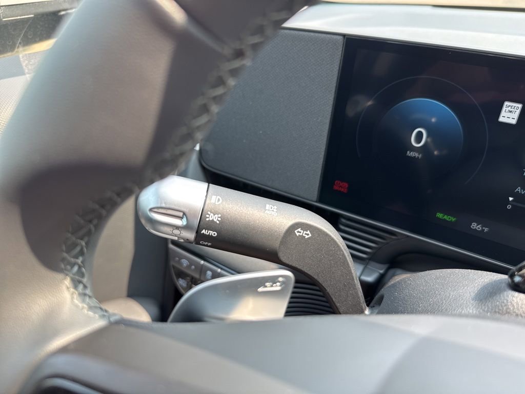 New 2025 Hyundai Ioniq 5 SEL image 30