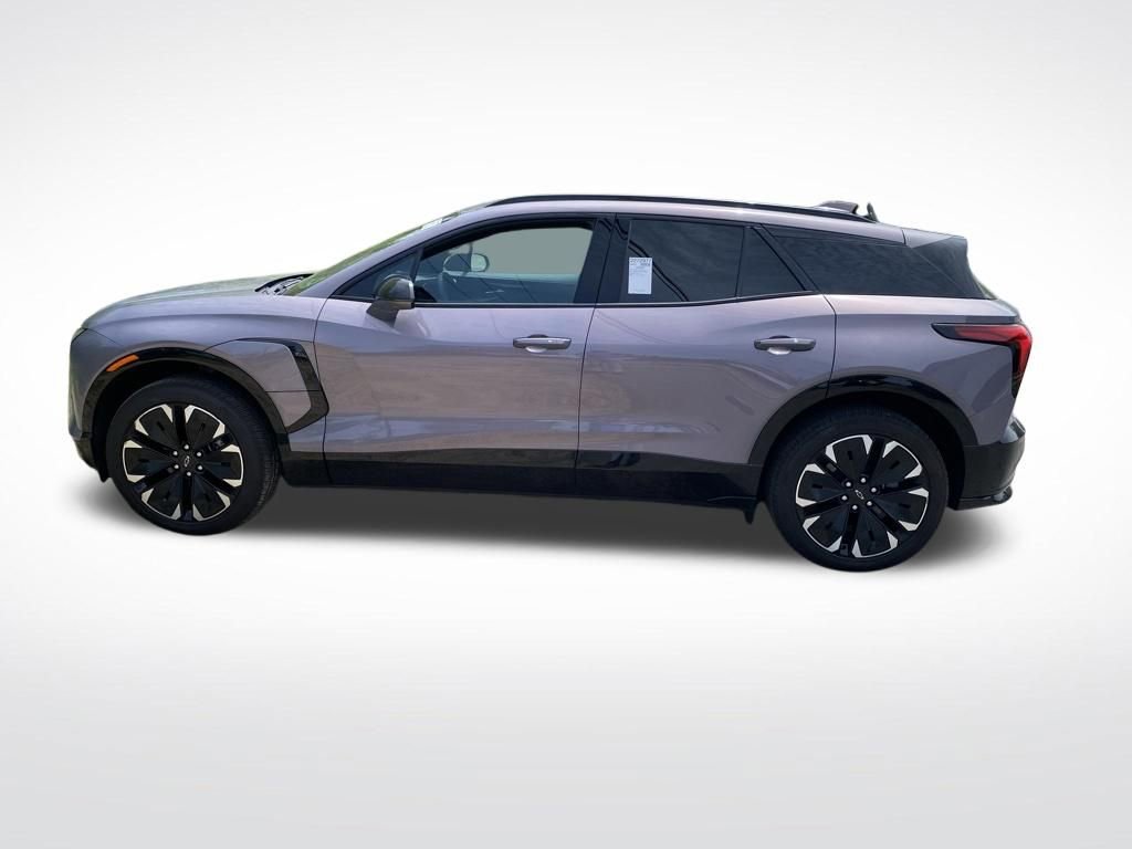 Used 2025 Chevrolet Blazer EV RS AWD/4WD image 3