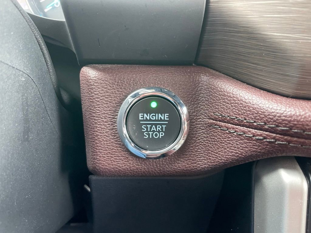 Used 2024 Ford Expedition Limited image 53