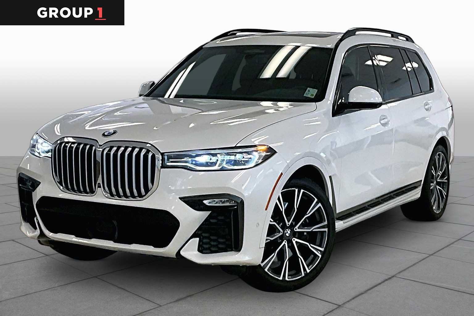 Used 2021 BMW X7 xDrive40i w/ M Sport Package AWD/4WD image 1