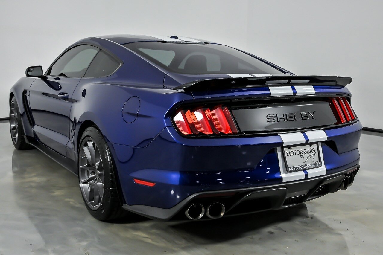 Used 2016 Ford Mustang Shelby GT350 w/ Technology Package RWD image 9