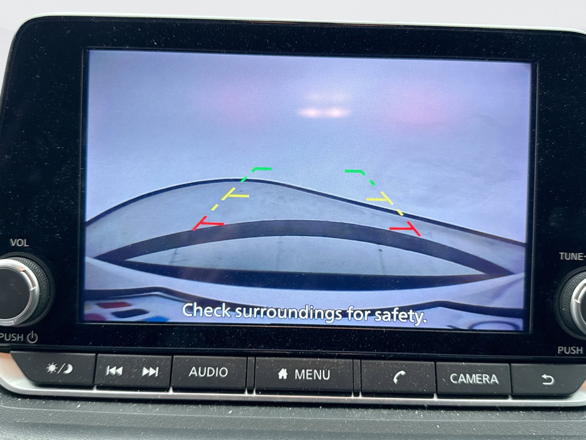 Used 2023 Nissan Rogue S AWD/4WD image 10