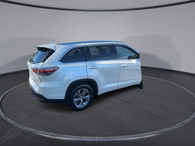 Used 2014 Toyota Highlander XLE image 14