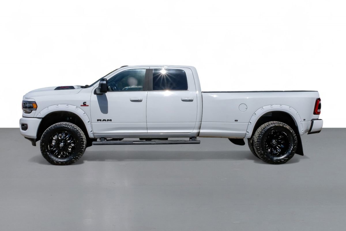 Used 2024 RAM 3500 Laramie w/ Night Edition image 9