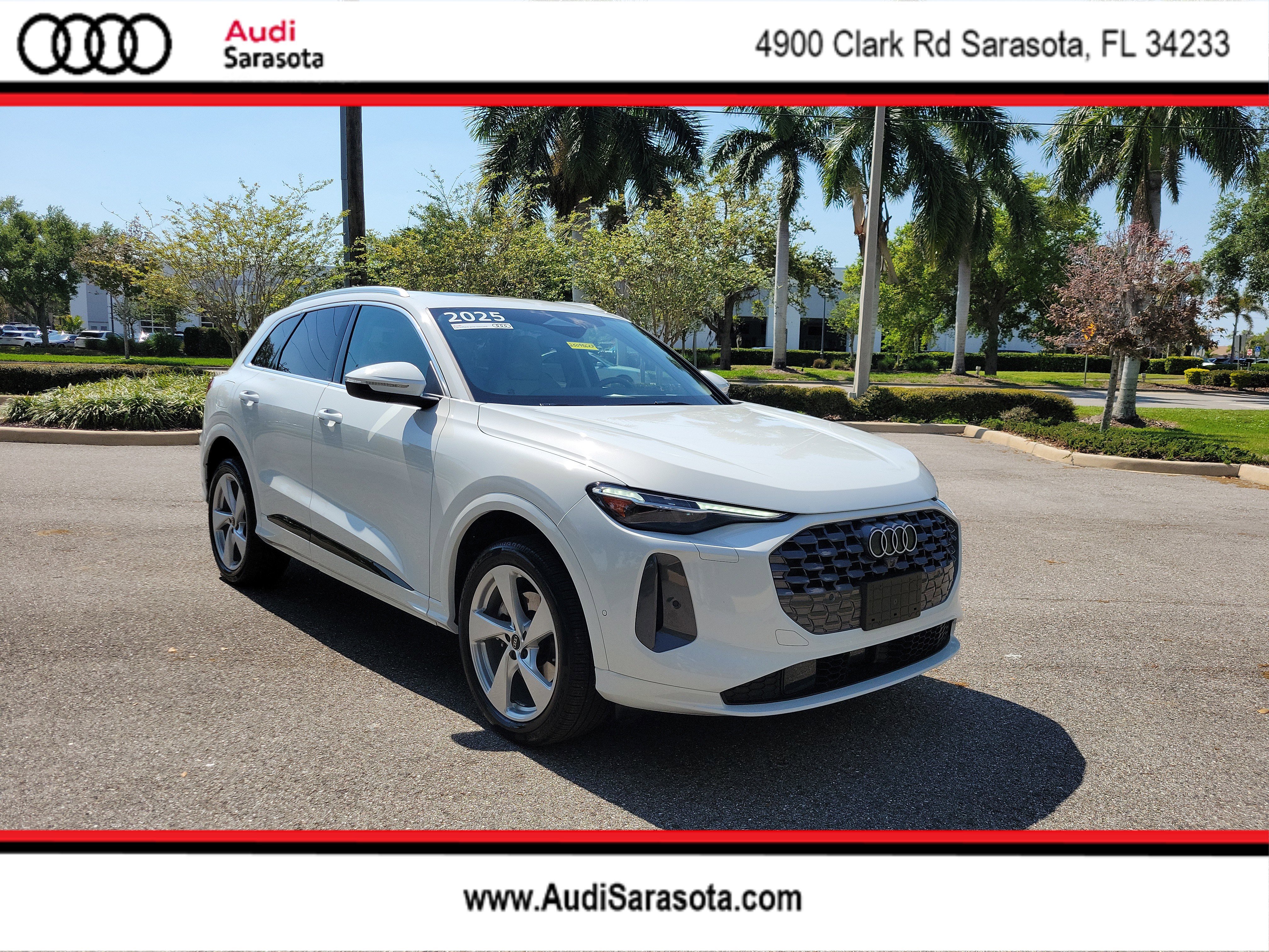 Used 2025 Audi Q5 Premium Plus w/ Premium Plus image 1