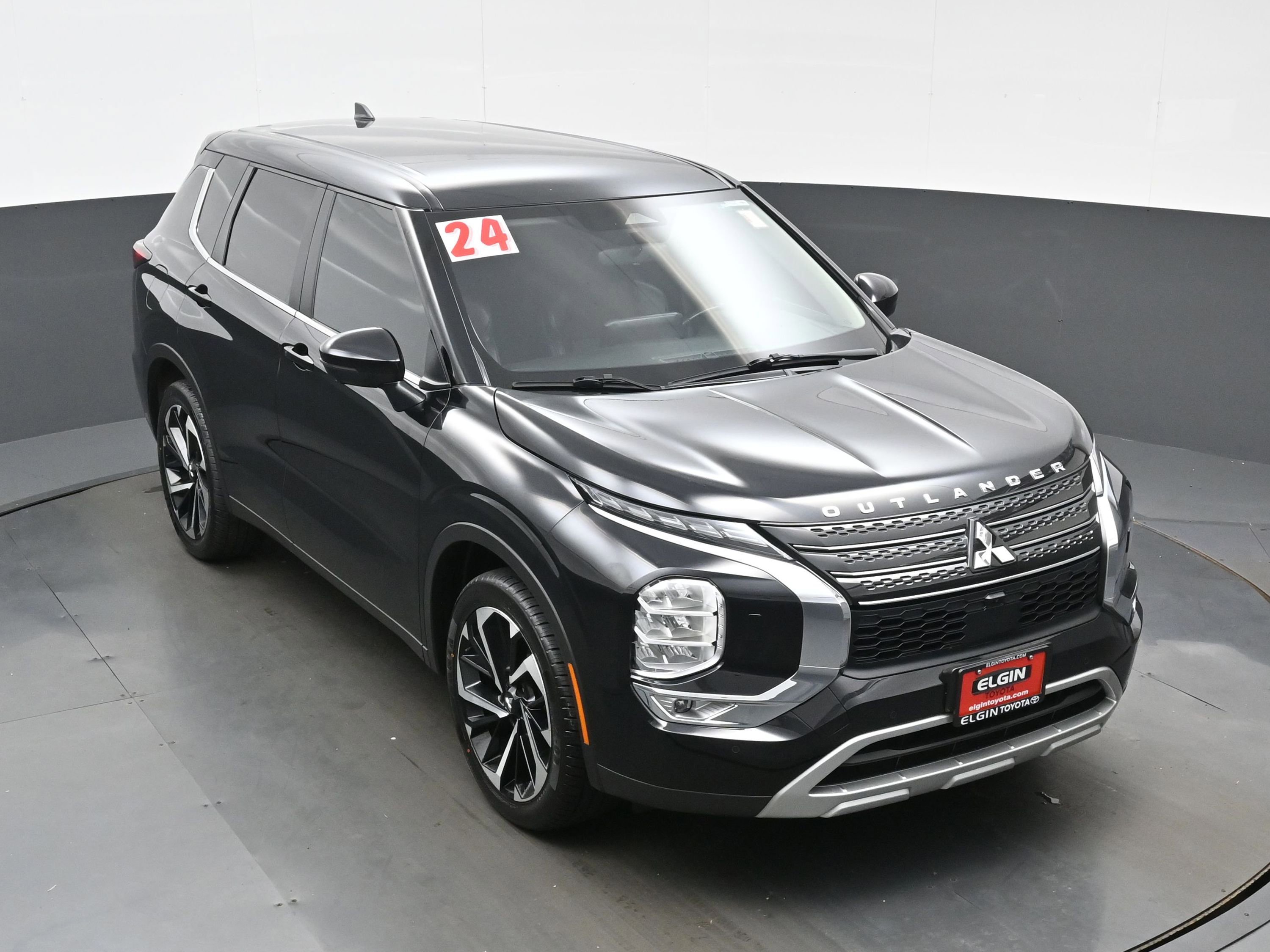 Used 2024 Mitsubishi Outlander SE AWD/4WD image 35