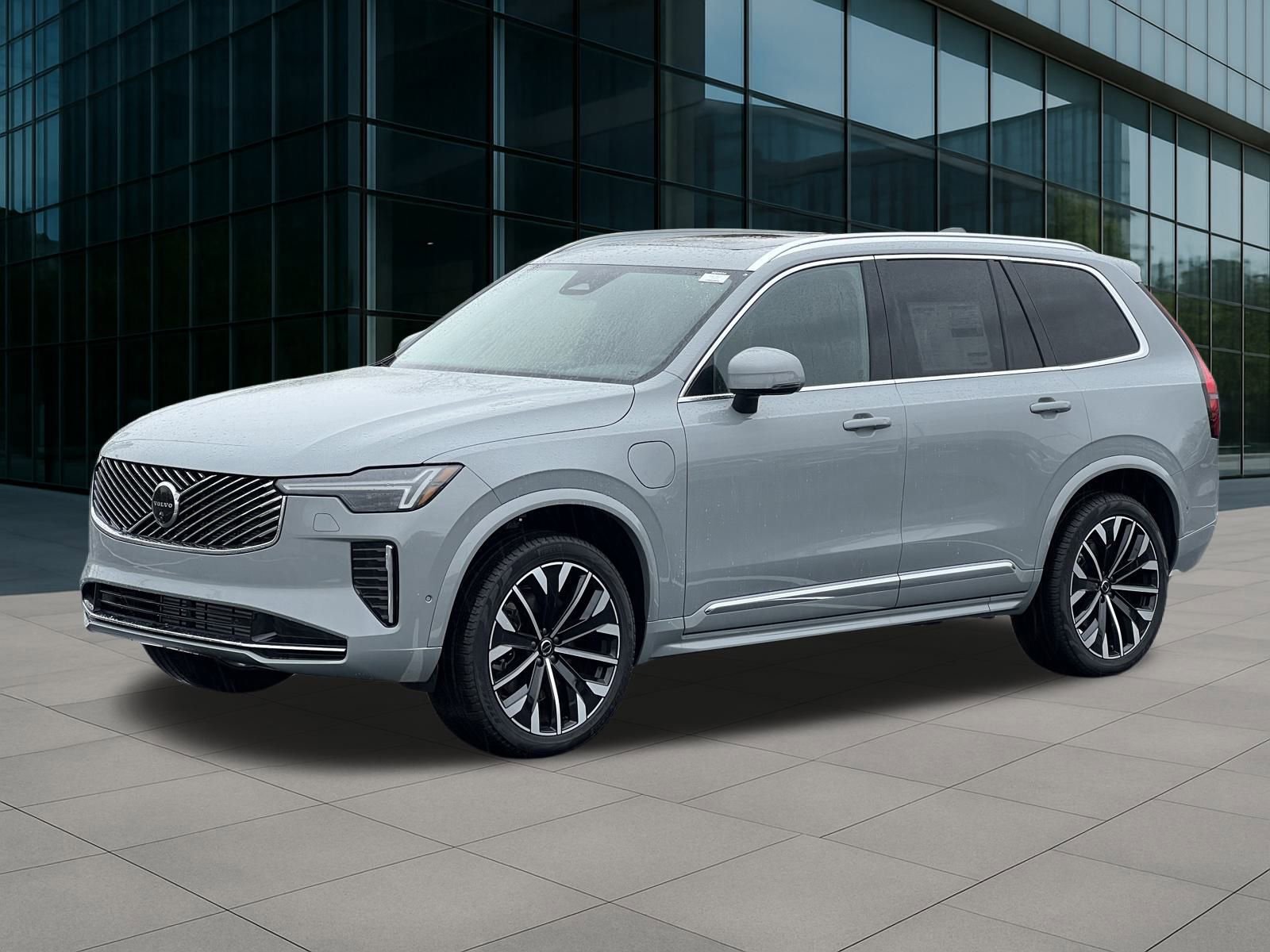 New 2026 Volvo XC90 T8 Plus image 1