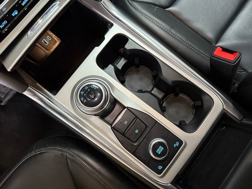 Certified 2022 Ford Explorer XLT w/ Equipment Group 202A image 38