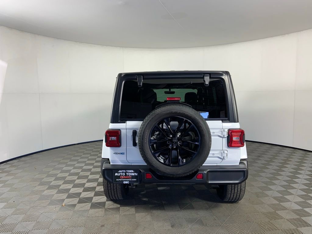 Used 2021 Jeep Wrangler Unlimited Sahara image 9