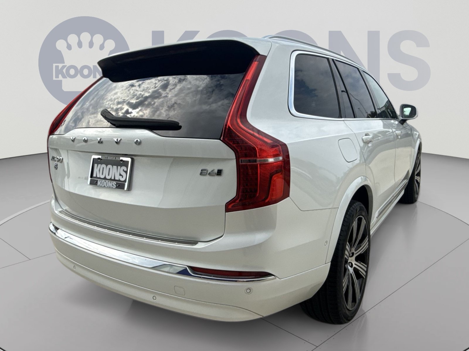 Certified 2024 Volvo XC90 B6 Ultimate w/ Protection Package Premier AWD/4WD image 7