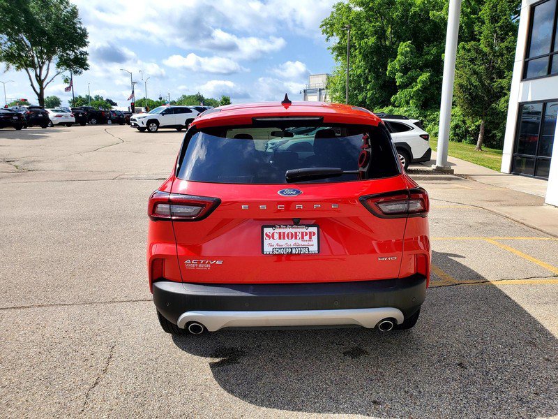 Used 2024 Ford Escape Active AWD/4WD image 6