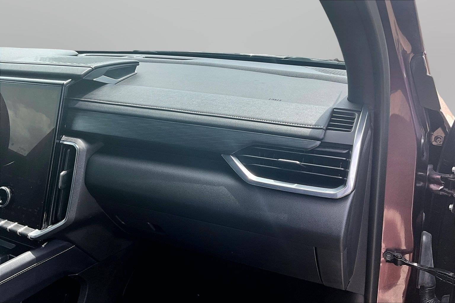 Used 2025 GMC Acadia Elevation FWD image 21