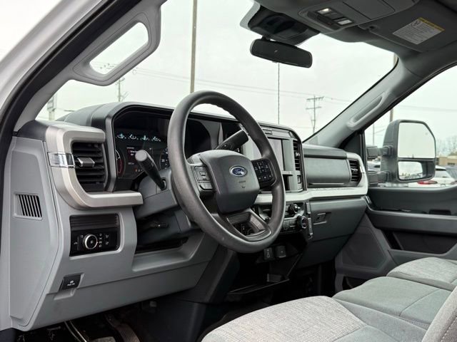 Used 2025 Ford F250 XLT w/ FX4 Off-Road Package AWD/4WD image 13