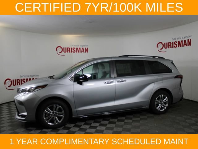 Used 2023 Toyota Sienna XSE AWD/4WD image 5