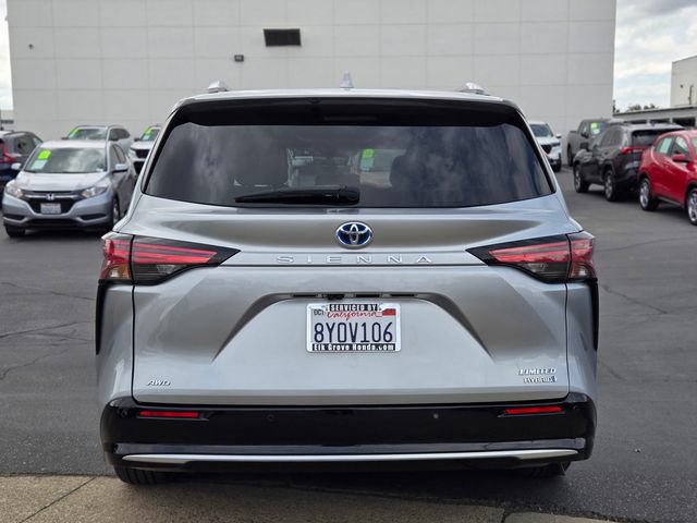 Used 2022 Toyota Sienna Limited AWD/4WD image 5