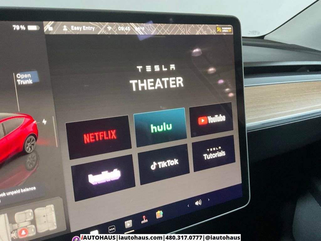 Used 2025 Tesla Model Y Long Range image 39