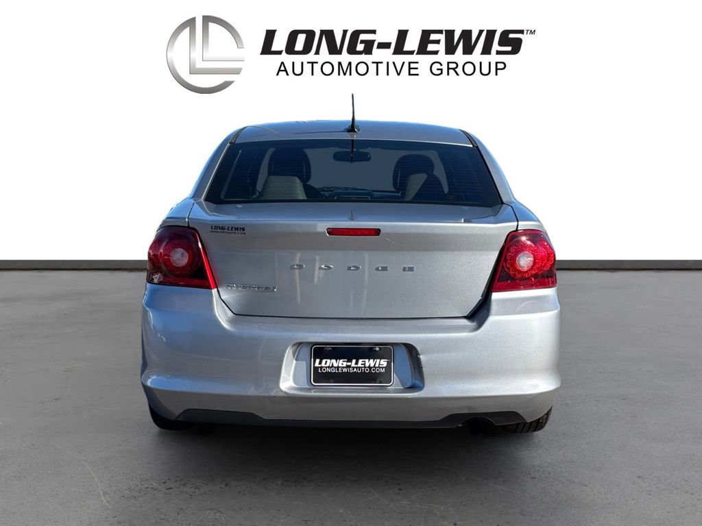 Used 2013 Dodge Avenger SE image 5