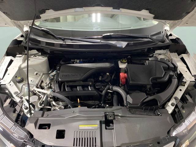 Certified 2022 Nissan Rogue Sport SL AWD/4WD image 32