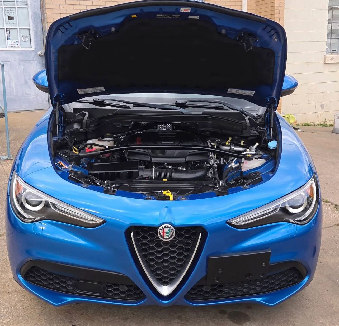 Used 2018 Alfa Romeo Stelvio Ti Sport AWD/4WD image 5