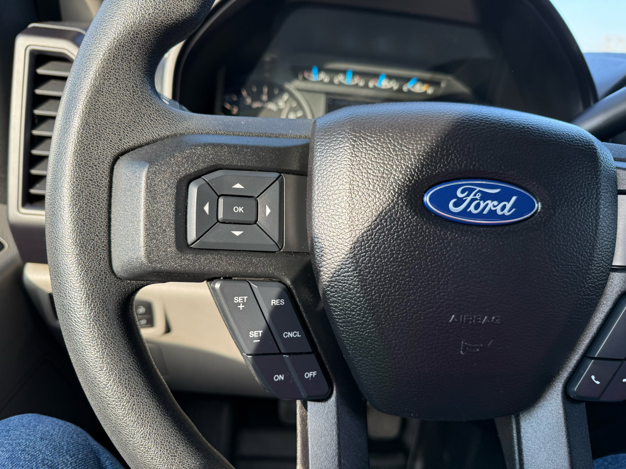 Used 2017 Ford F150 XL w/ Equipment Group 101A Mid image 19