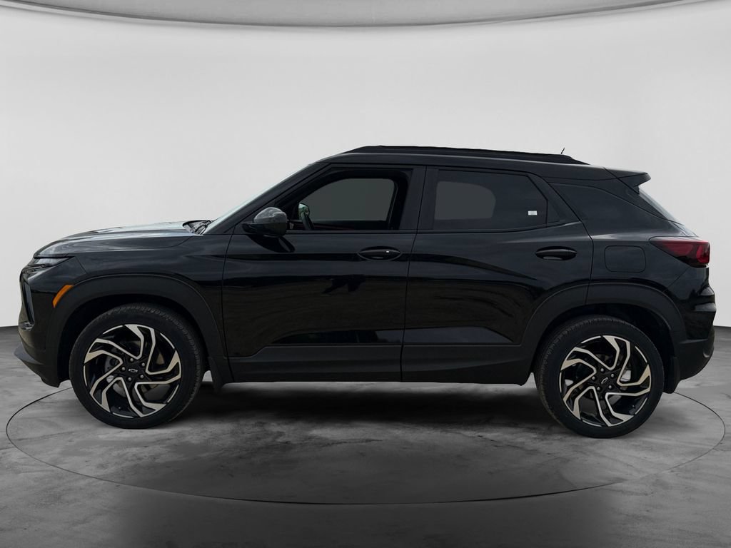Used 2025 Chevrolet TrailBlazer RS w/ Convenience Package AWD/4WD image 6
