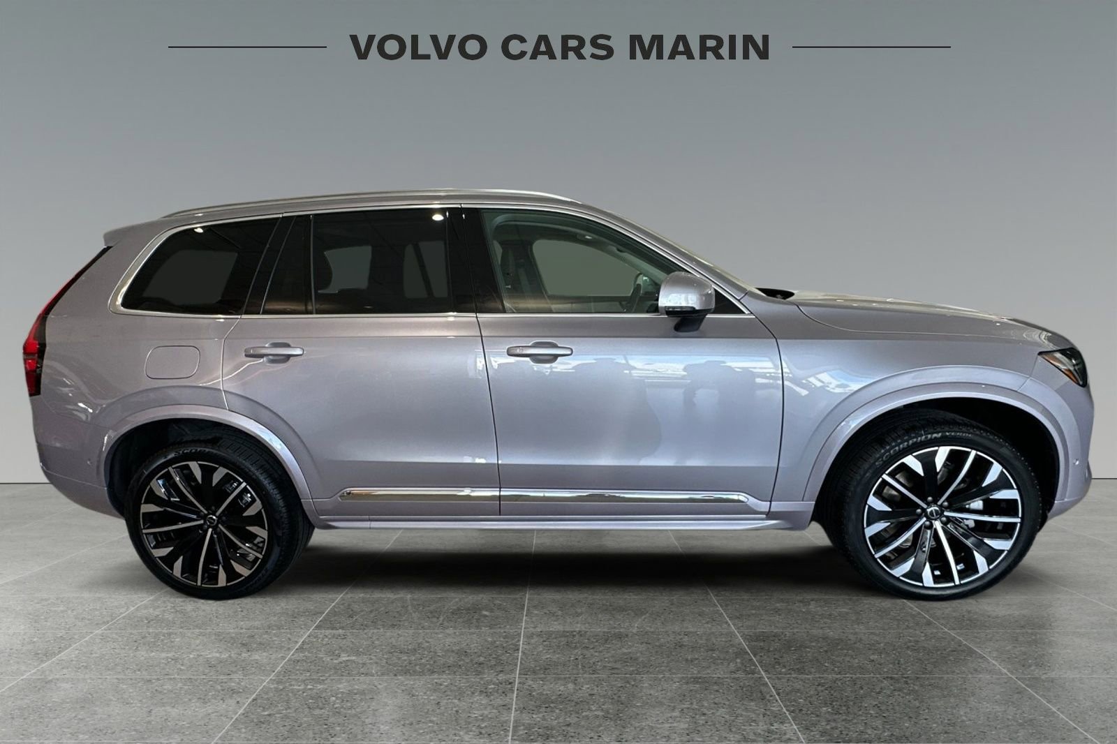 New 2026 Volvo XC90 B5 Plus w/ Protection Package Premier image 8