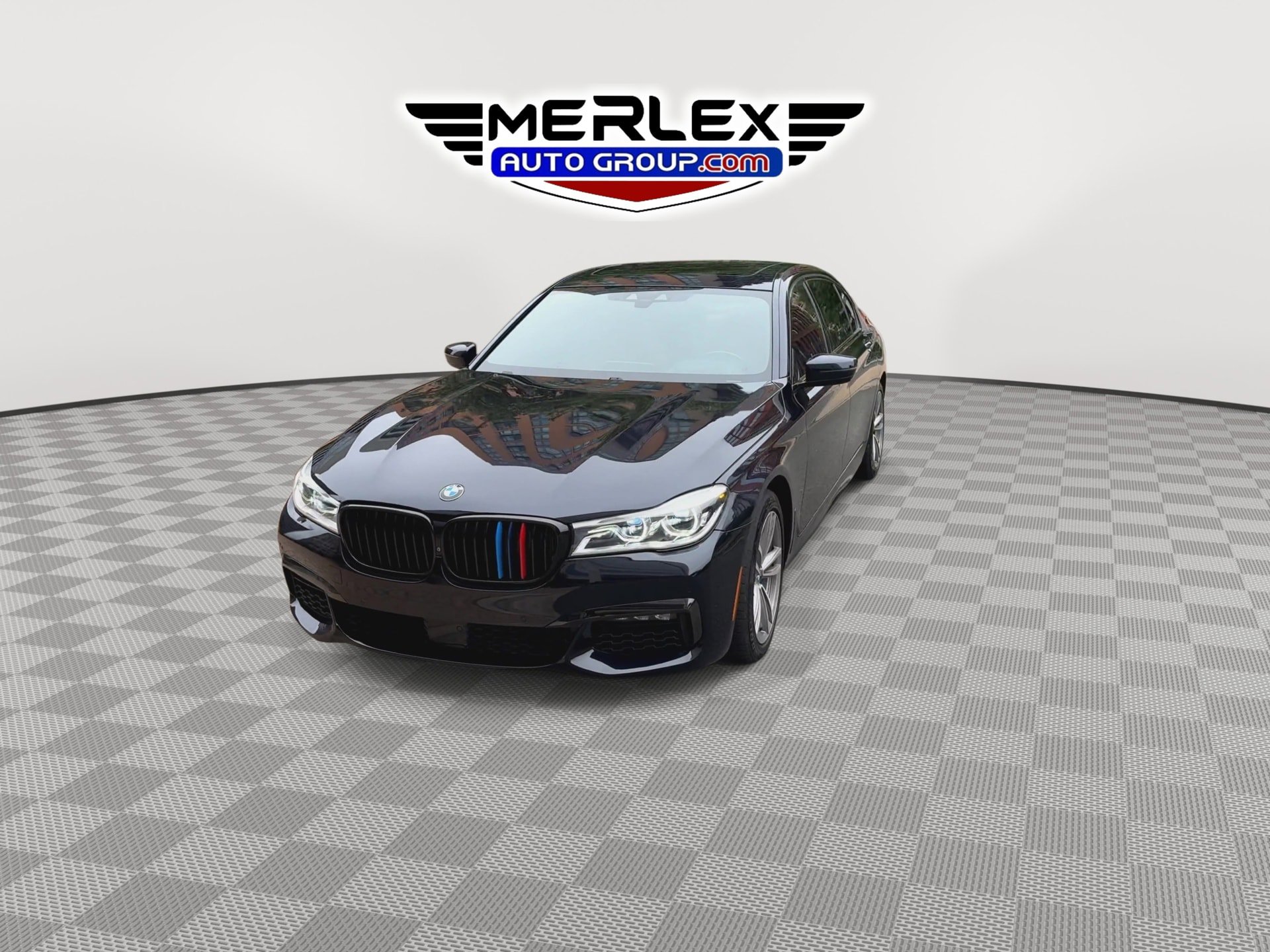 Used 2018 BMW 750i xDrive AWD/4WD image 3