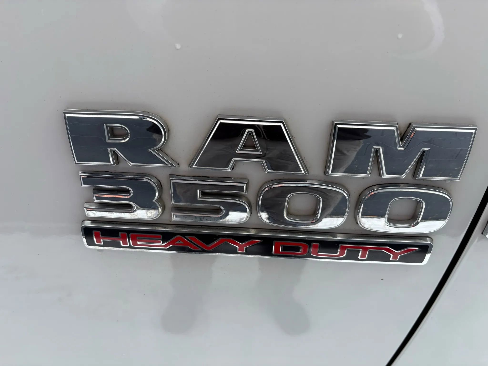 Used 2015 RAM 3500 SLT w/ Quick Order Package 29G SLT image 9