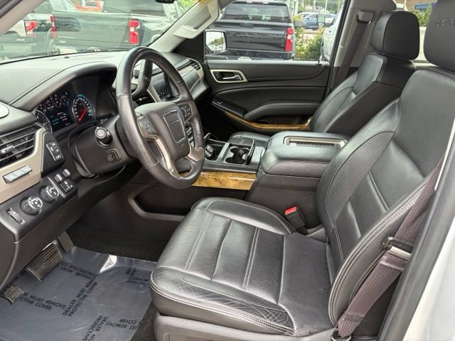 Used 2017 GMC Yukon Denali w/ Open Road Package AWD/4WD image 14