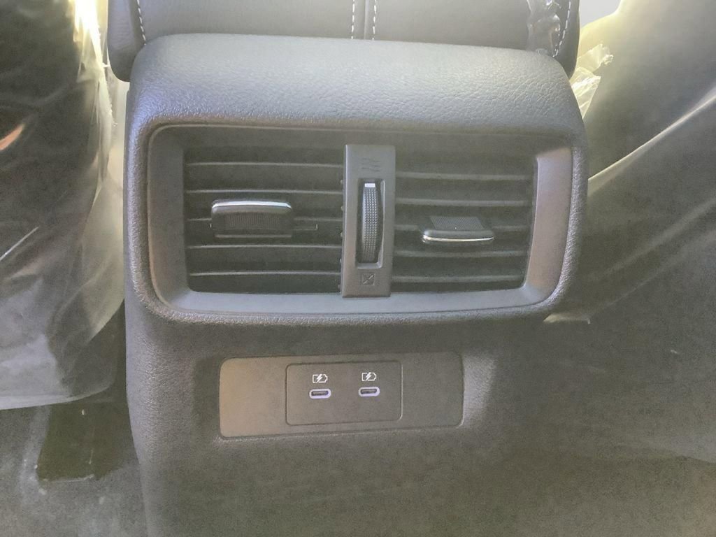 New 2025 Nissan Murano SL image 32