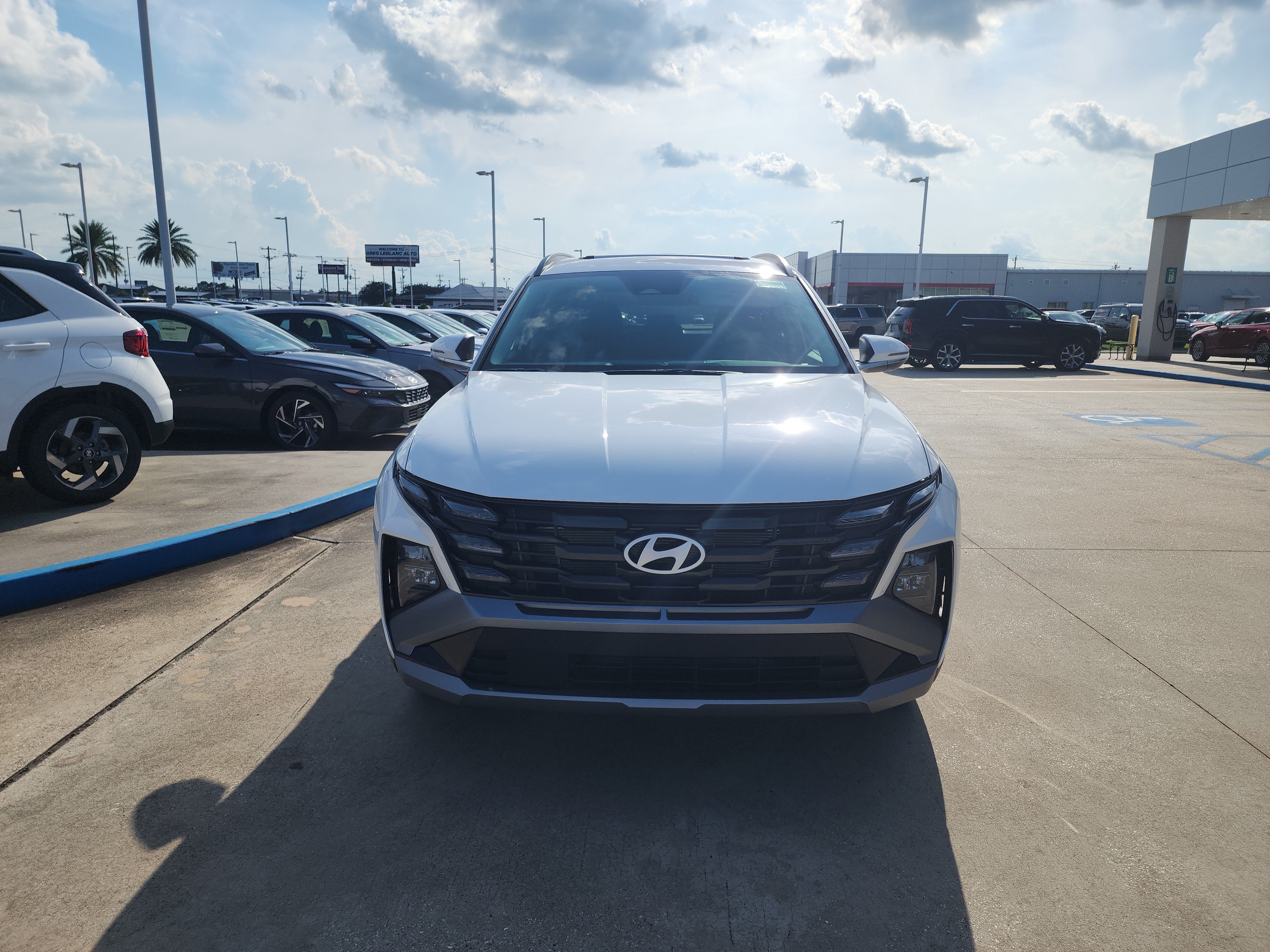 New 2026 Hyundai Tucson SEL FWD image 2