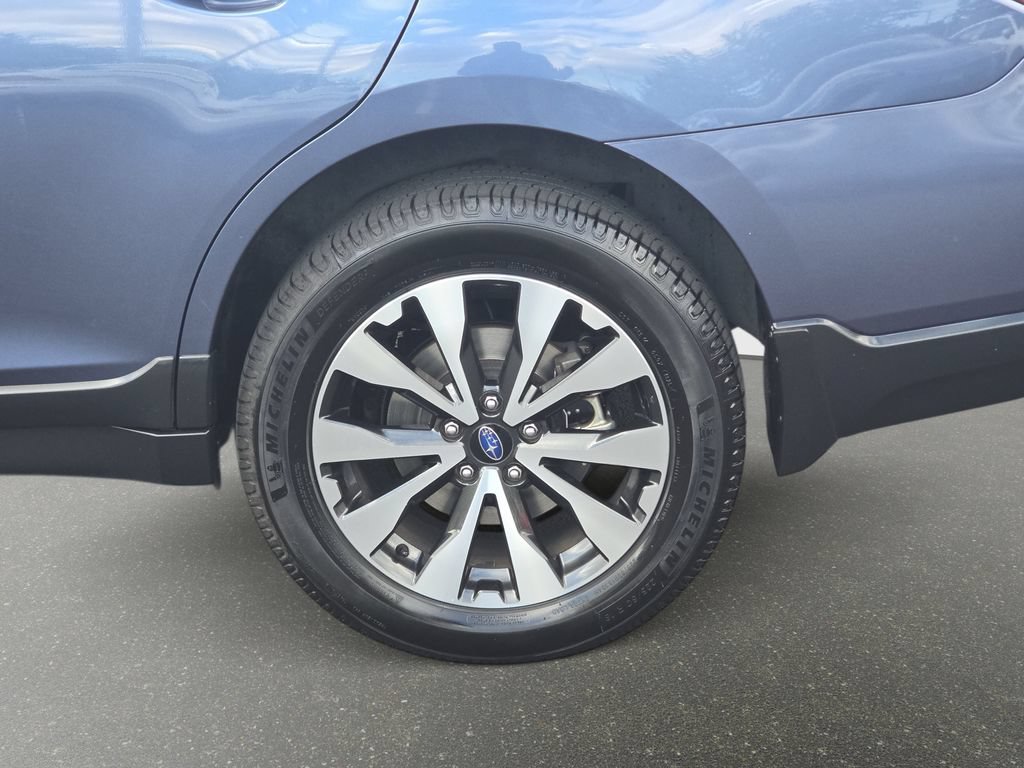 Used 2017 Subaru Outback 2.5i Limited AWD/4WD image 34