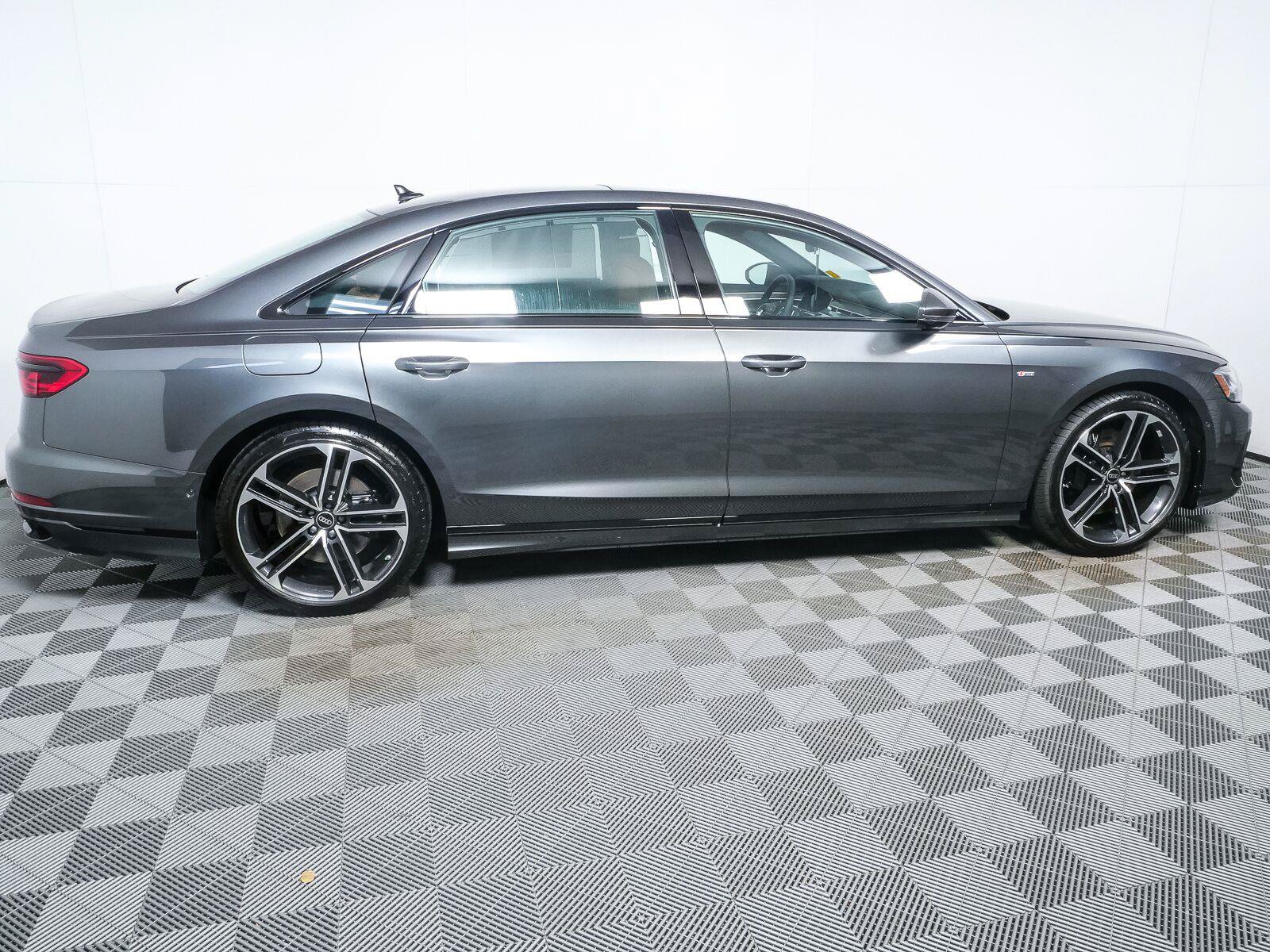 New 2027 Audi A8 L 3.0T AWD/4WD image 2