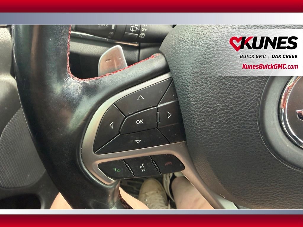 Used 2020 Jeep Grand Cherokee Trailhawk AWD/4WD image 13