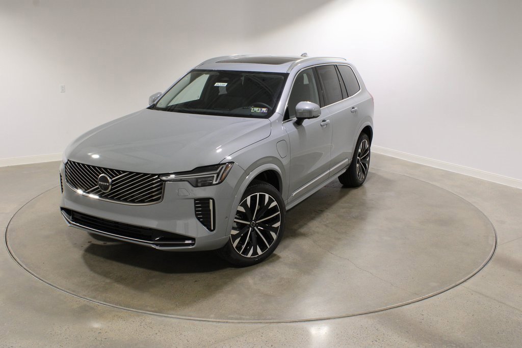 New 2026 Volvo XC90 T8 Plus image 1