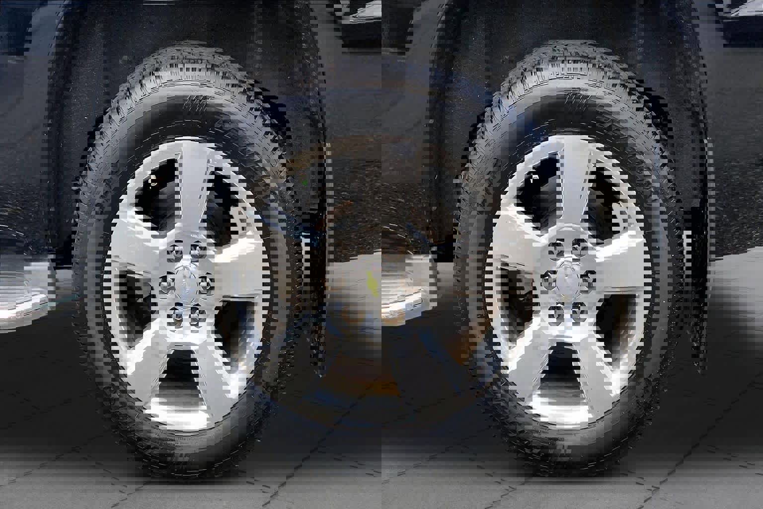 Used 2015 Chevrolet Tahoe LTZ RWD image 11